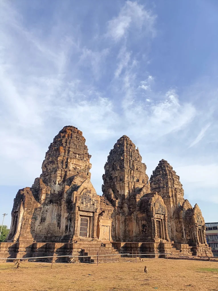 อยุธยา–ลพบุรี–นครสวรรค์–อุทัยธานี 5 วัน 4 คืน