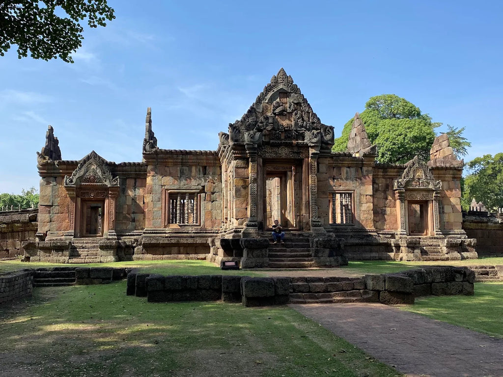 บุรีรัมย์–ศรีสะเกษ–อุบลราชธานี 5 วัน 4 คืน