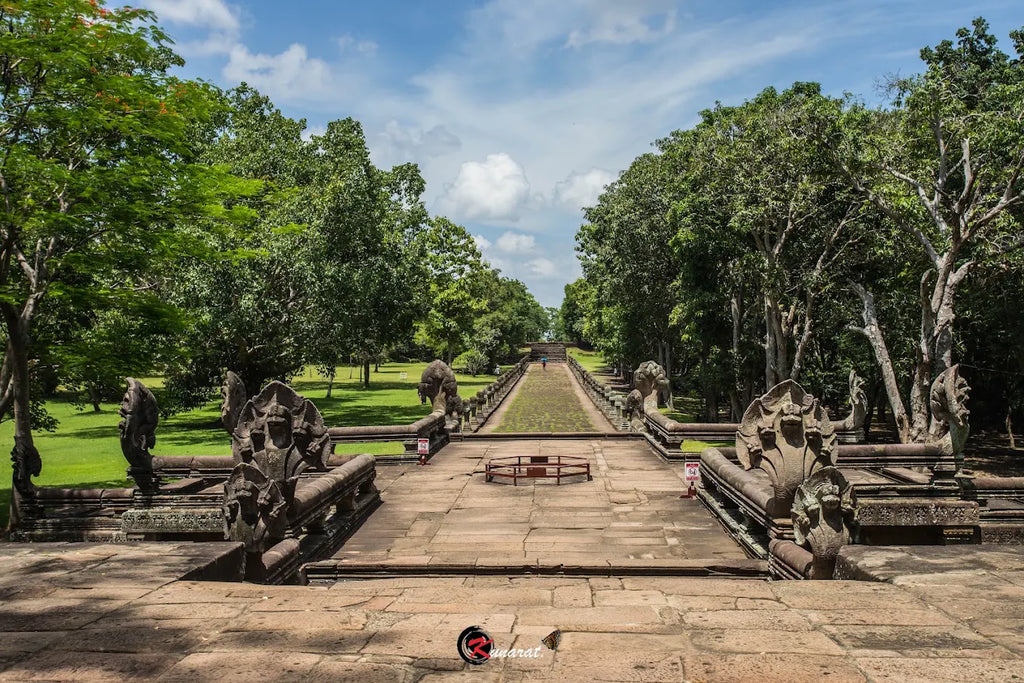 บุรีรัมย์–ศรีสะเกษ–อุบลราชธานี 5 วัน 4 คืน