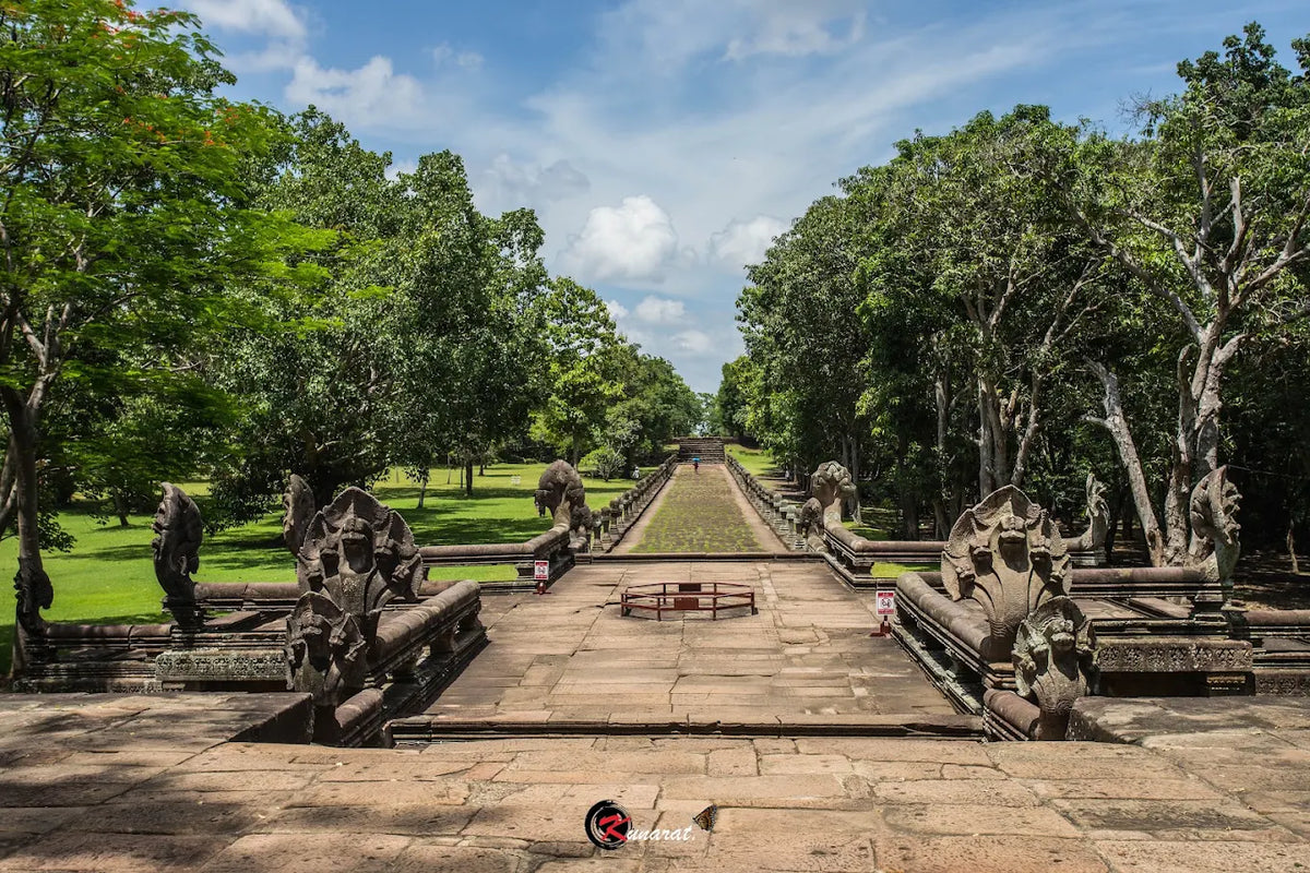 บุรีรัมย์–ศรีสะเกษ–อุบลราชธานี 5 วัน 4 คืน