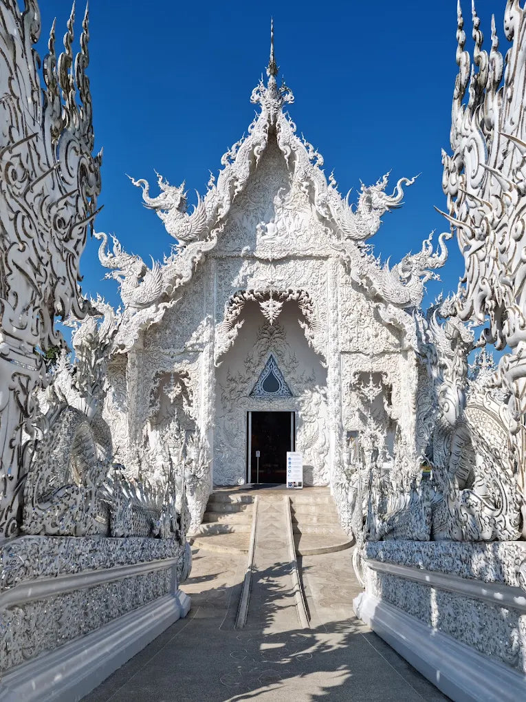 เชียงราย–ภูชี้ฟ้า–เชียงใหม่–ดอยอินทนนท์ 5 วัน 4 คืน